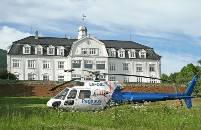SaudaFjordHotel.jpg