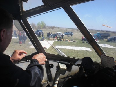 1273493082_2.jpg (333.48 КБ) 10162 просмотра За ветроуказателем видно будущую ГВПП.