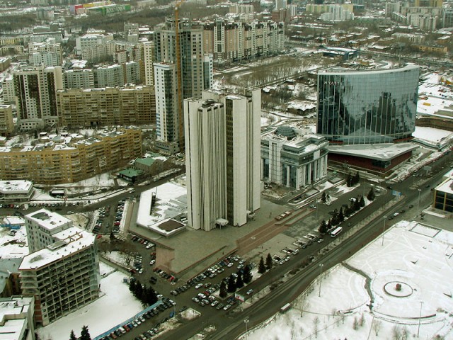 Белый дом (обл дума) и отель Хаят