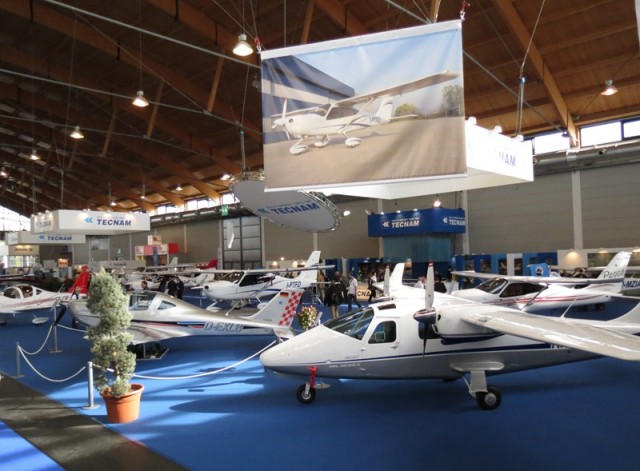 Tecnam_Aero_2012__(LR).JPG