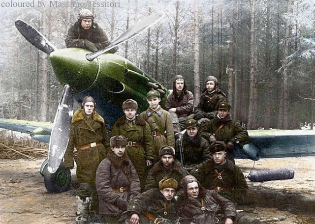 фото Долгушин.<br />На аэродроме Борки. Осень 1941 года.