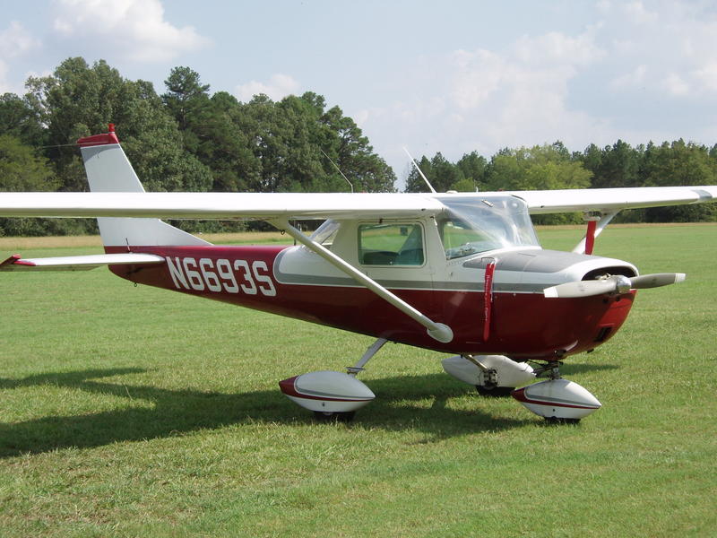 scaled_6eed_800x600_194572-Mike_Moss_Planes_009.jpg