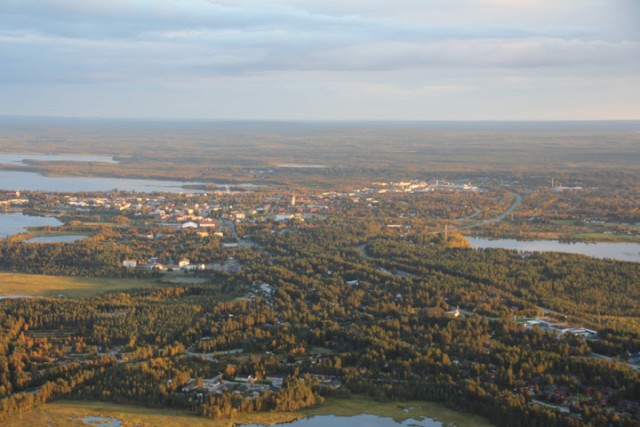IMG_1676_rs.jpg (113.97 КБ) 15312 просмотров Это сам городишко Куусамо