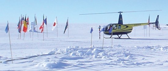 Июнь 2002 года. Первый R-44 Raven II на Северном полюсе.