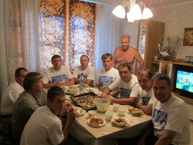 IMG_4501-001.JPG (317.56 КБ) 8938 просмотров Наша команда