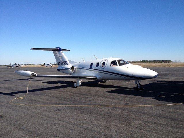 S_2825.jpg (414.47 КБ) 11381 просмотр Eclipse Jet на пероне
