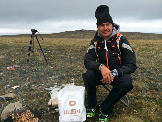 2014-08-01 16.35.45.jpg (155.97 КБ) 7881 просмотр А вот кто из вас может вспомнить, что ему доставляли продукты на Новую Землю из гламурного московского ресторана? Мы - можем!