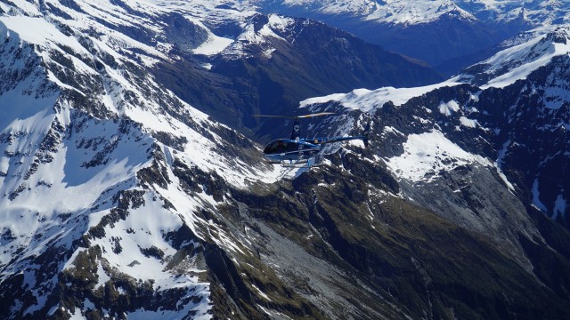 Wanaka_heli_2.JPG