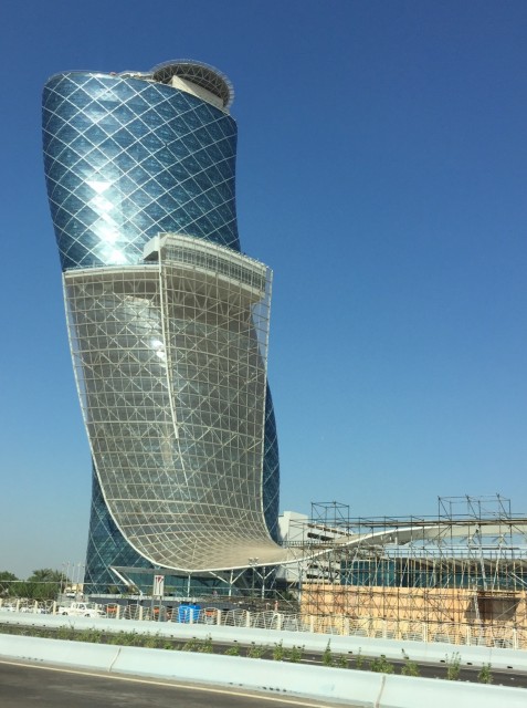 Abu_Dhabi_1.JPG