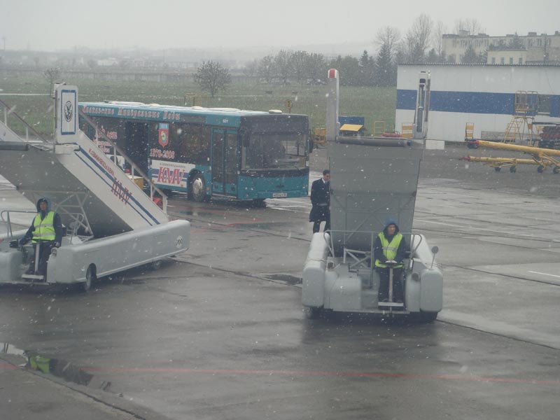 Кавказ встретил нас очень весенней погодой...