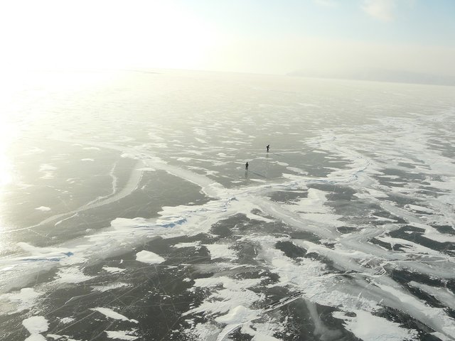 P1110588.JPG (228.42 КБ) 11588 просмотров Каток на Байкале. Наверное это самый большой каток в Мире!