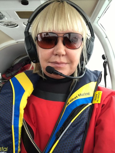 IMG_1918.JPG (236.67 КБ) 6708 просмотров Тот самый спасательный жилет желто-синего цвета.