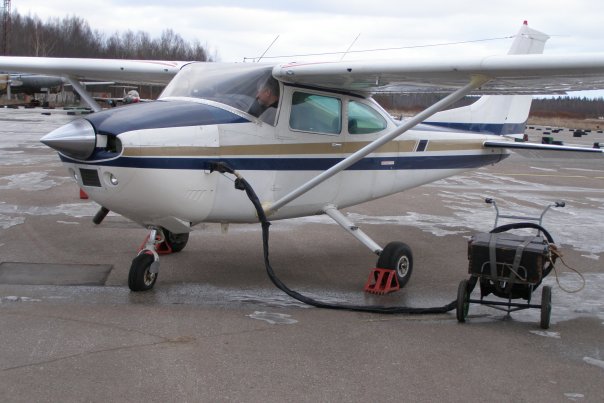 Cessna 182